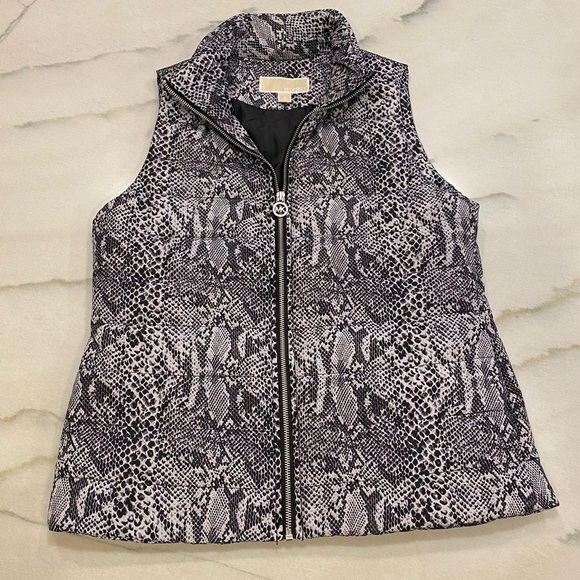 {Michael Kors} Puffer Vest Size Small Gray Black Full Zip Snake Print - Picture 1 of 11